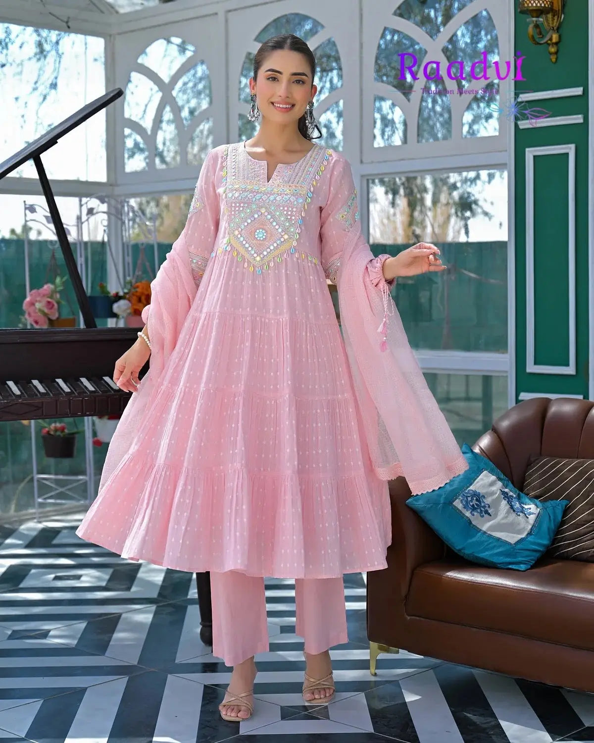 Mirror-Magic-Soft-Tiers-The-Perfect-Pink-Kurta-Set-for-Summer-Celebrations RAADVI