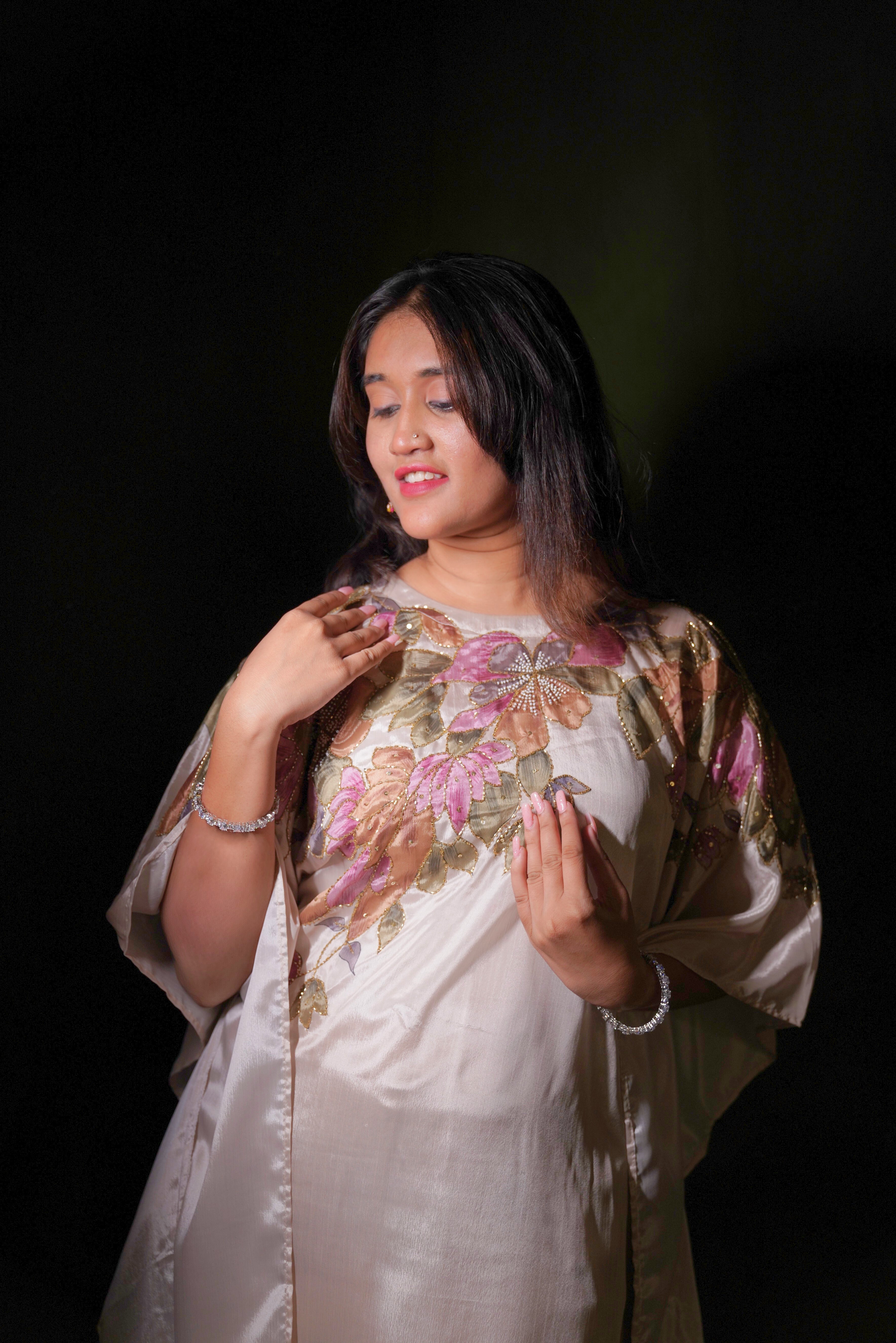 Floral Embellished Cream Crepe Kurta Set RAADVI