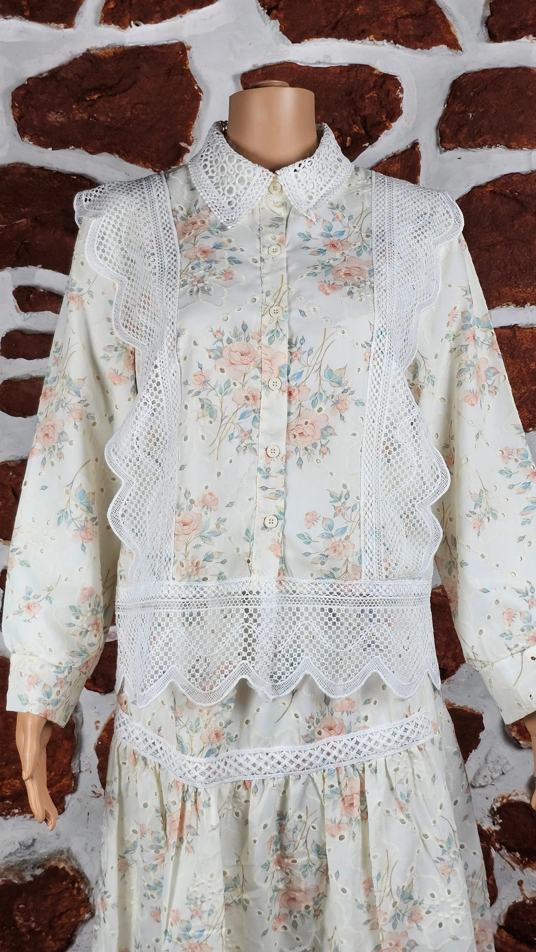 Vintage Inspired Floral Lace Midi Dress RAADVI
