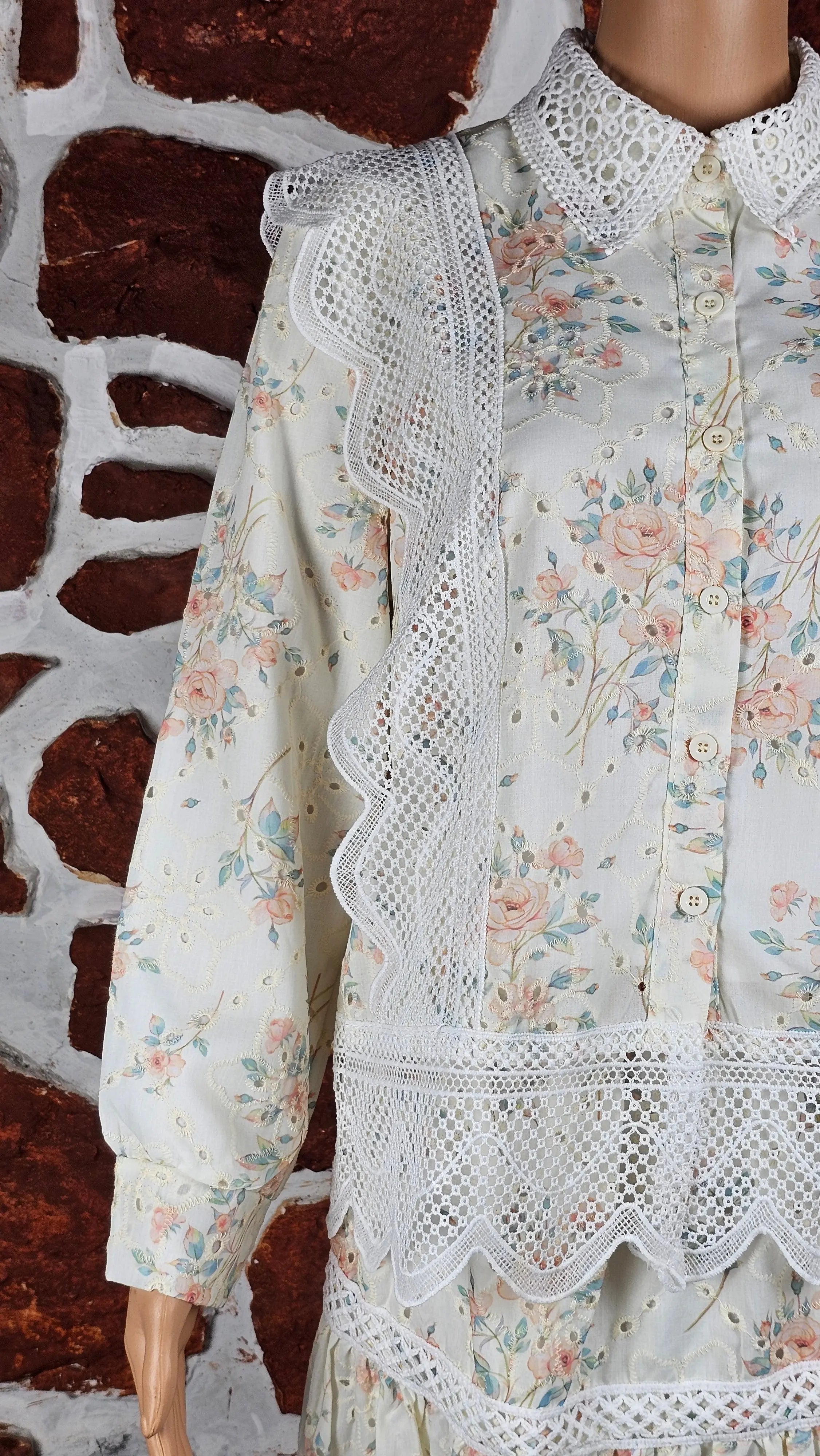 Vintage Inspired Floral Lace Midi Dress RAADVI