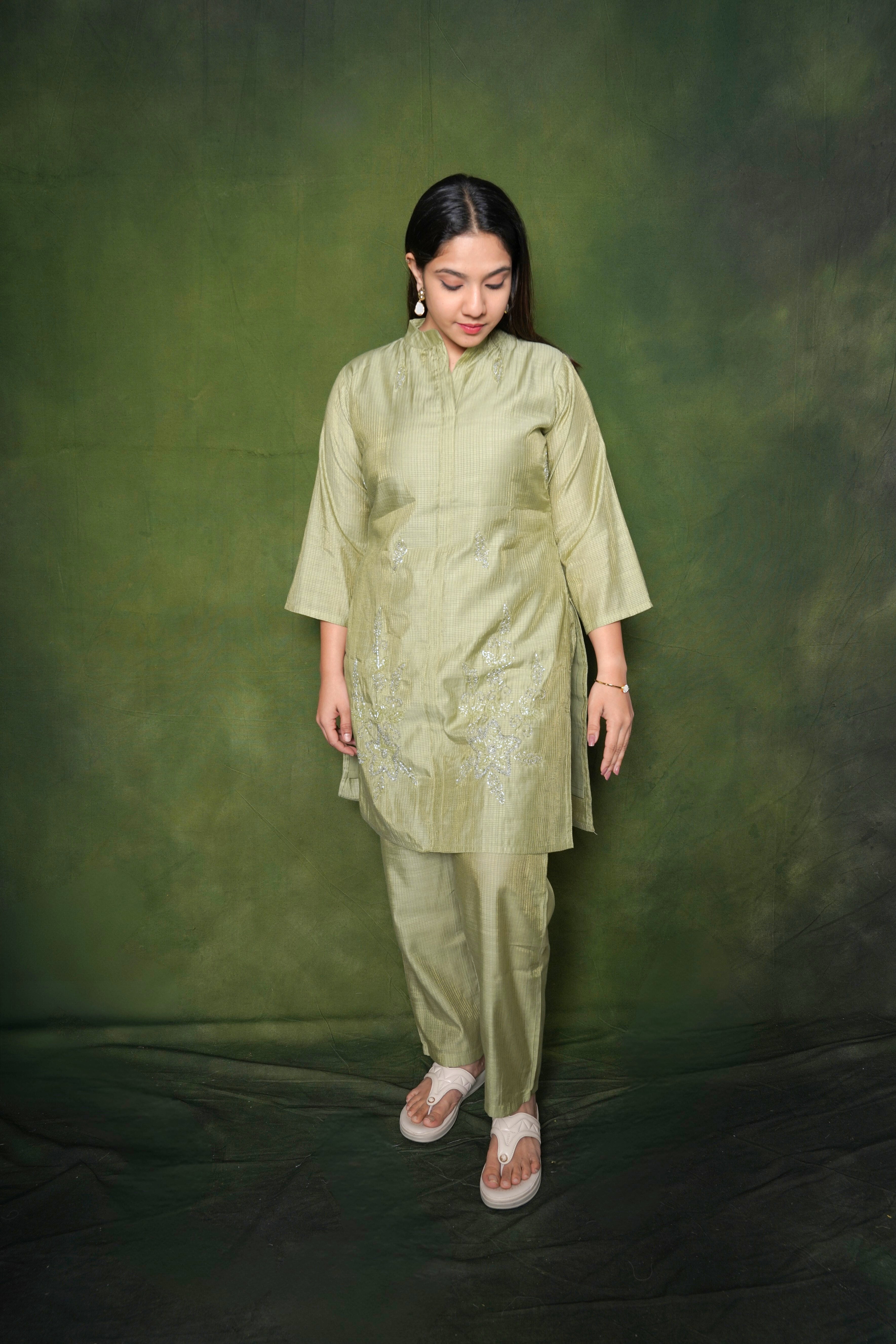 Embroidered Green Straight Kurta Set RAADVI