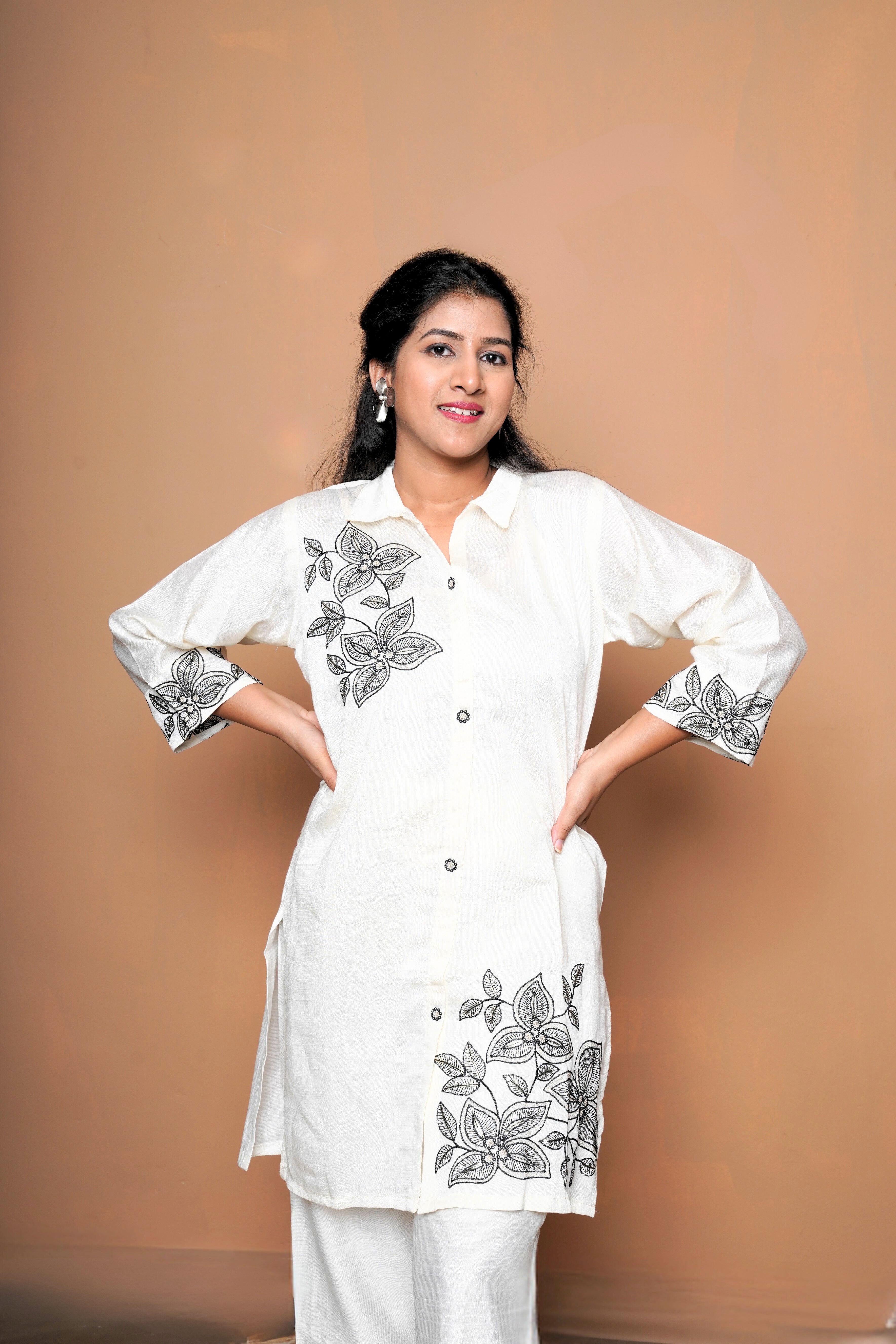 White Embroidered Silk Cotton Kurta Set RAADVI