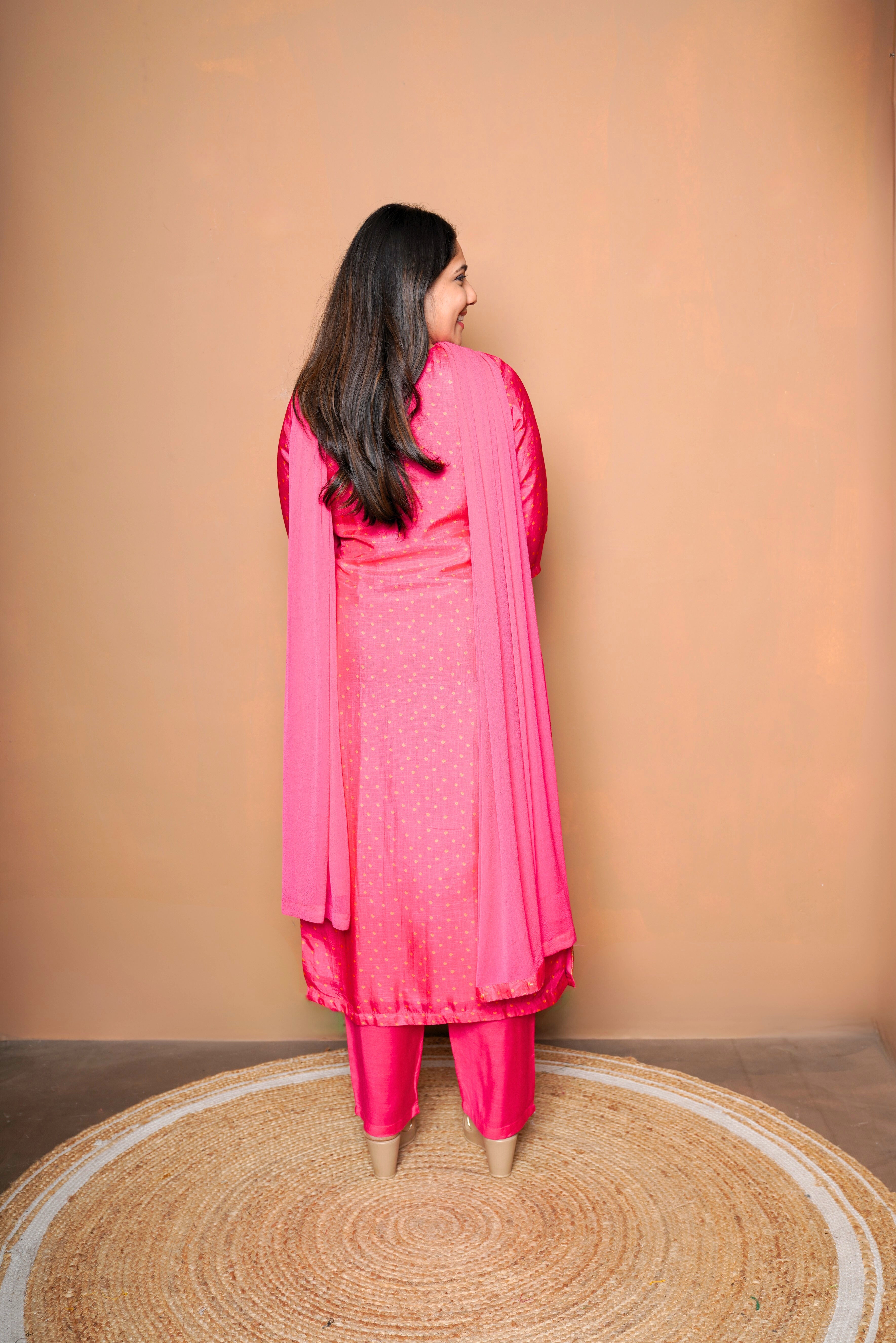 Premium Pure Crepe Pink Silk Suit RAADVI