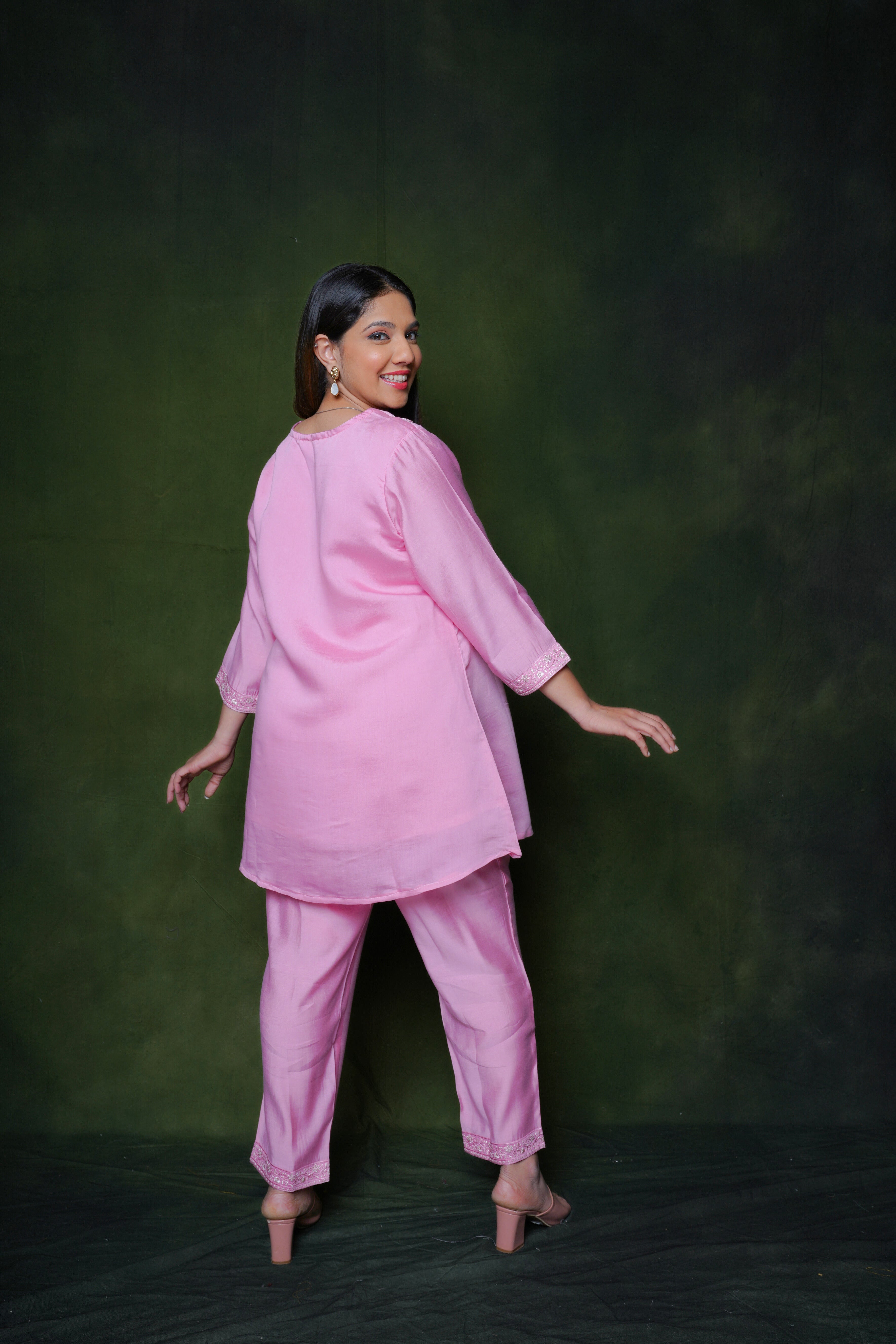 Elegant Pink Embroidered Kurta Set RAADVI