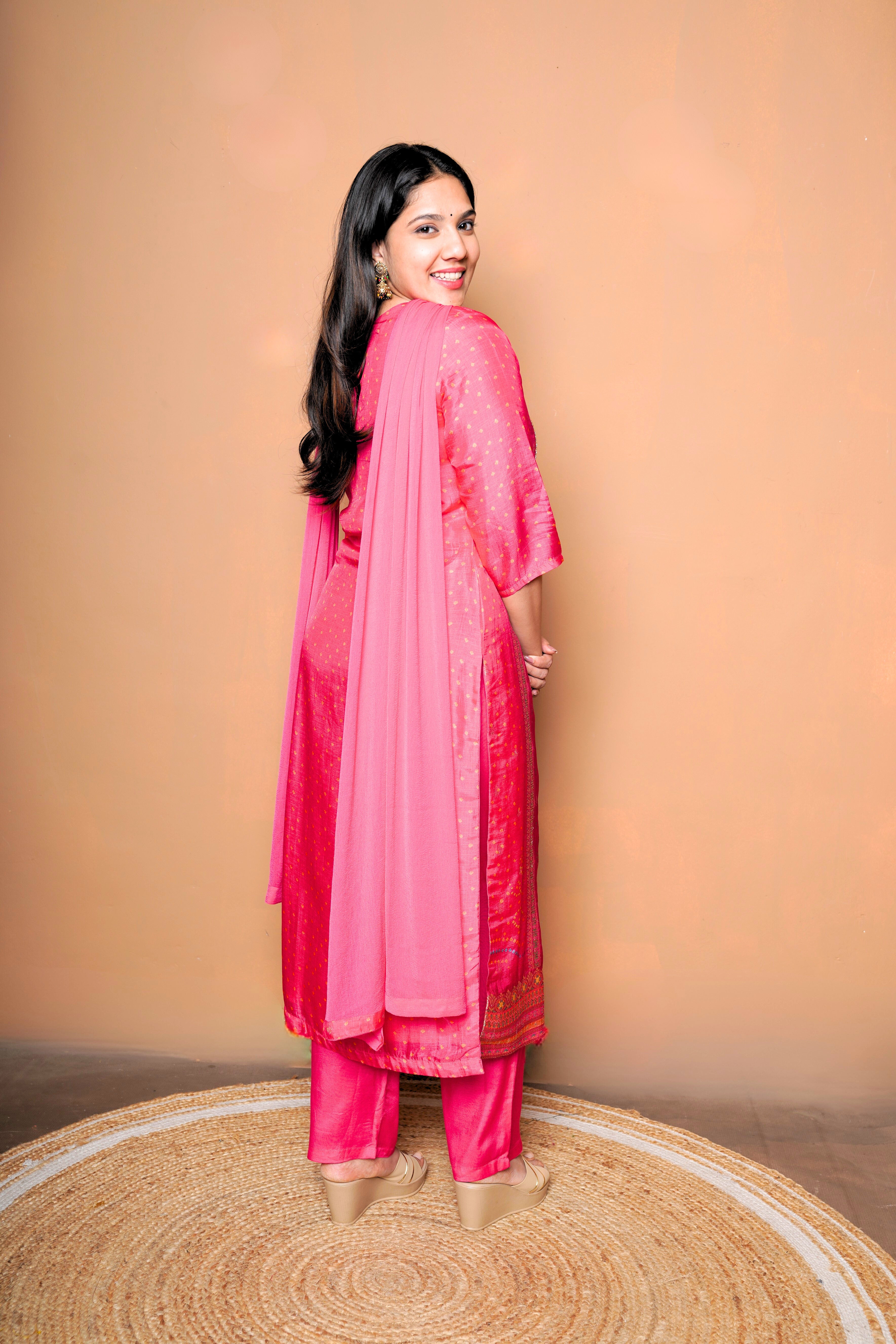 Premium Pure Crepe Pink Silk Suit RAADVI