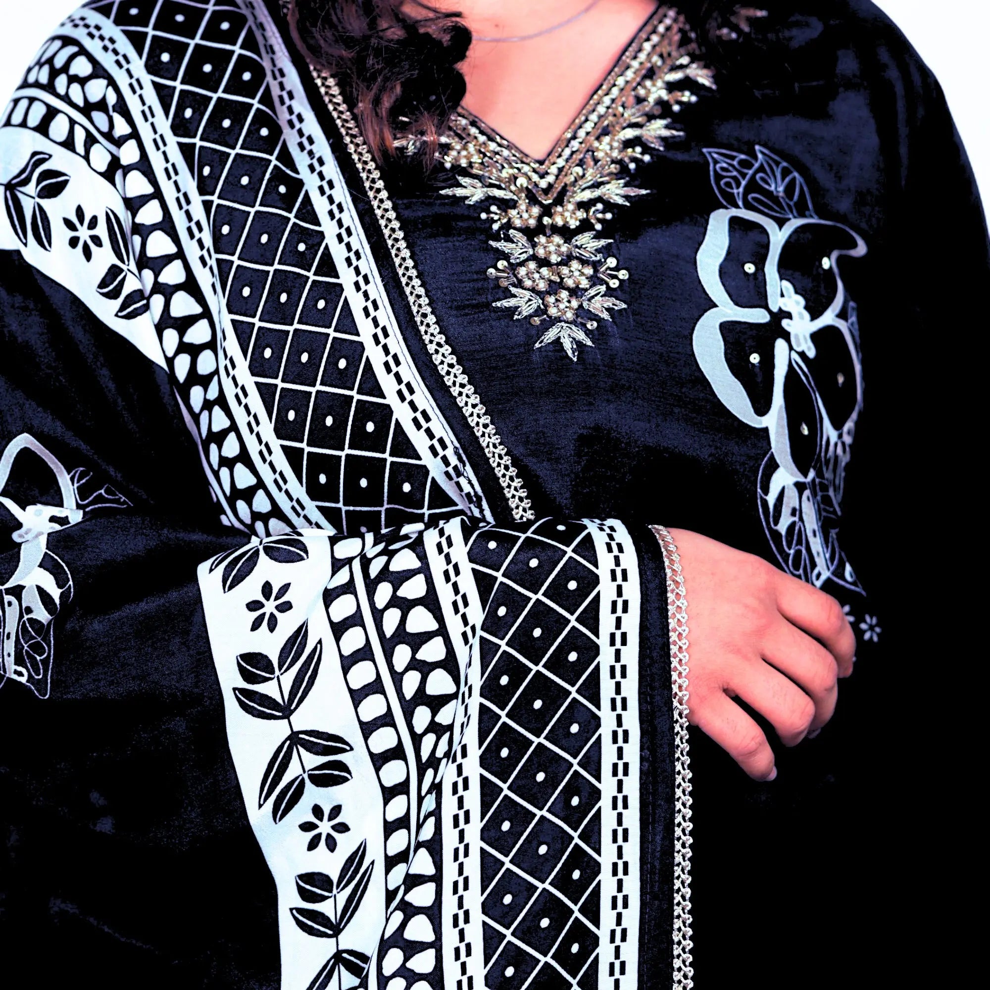 Zardozi Handwork Floral Natural Crepe Suit RAADVI