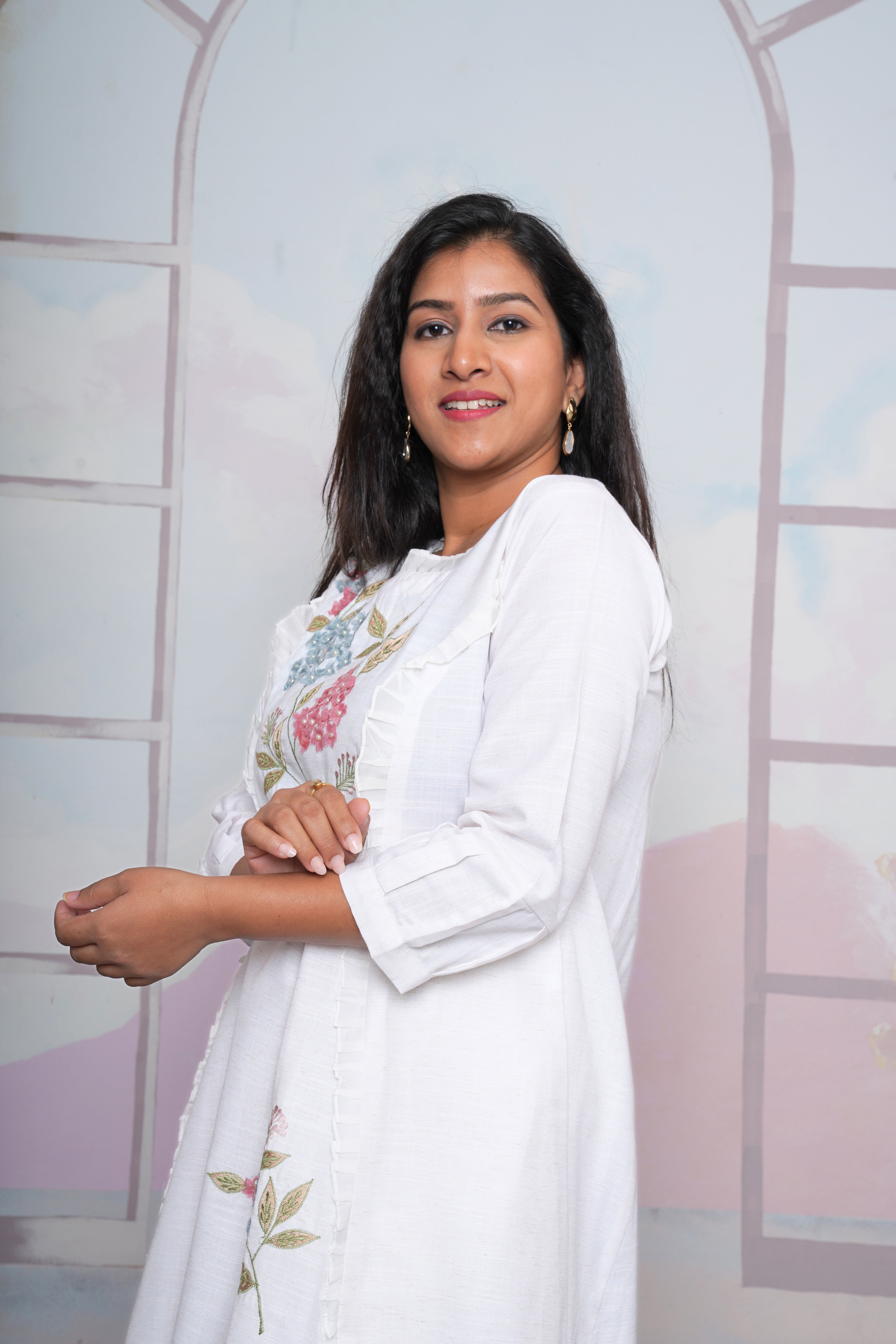 White Khadi Cotton Floral Embroidery Kurta Set RAADVI