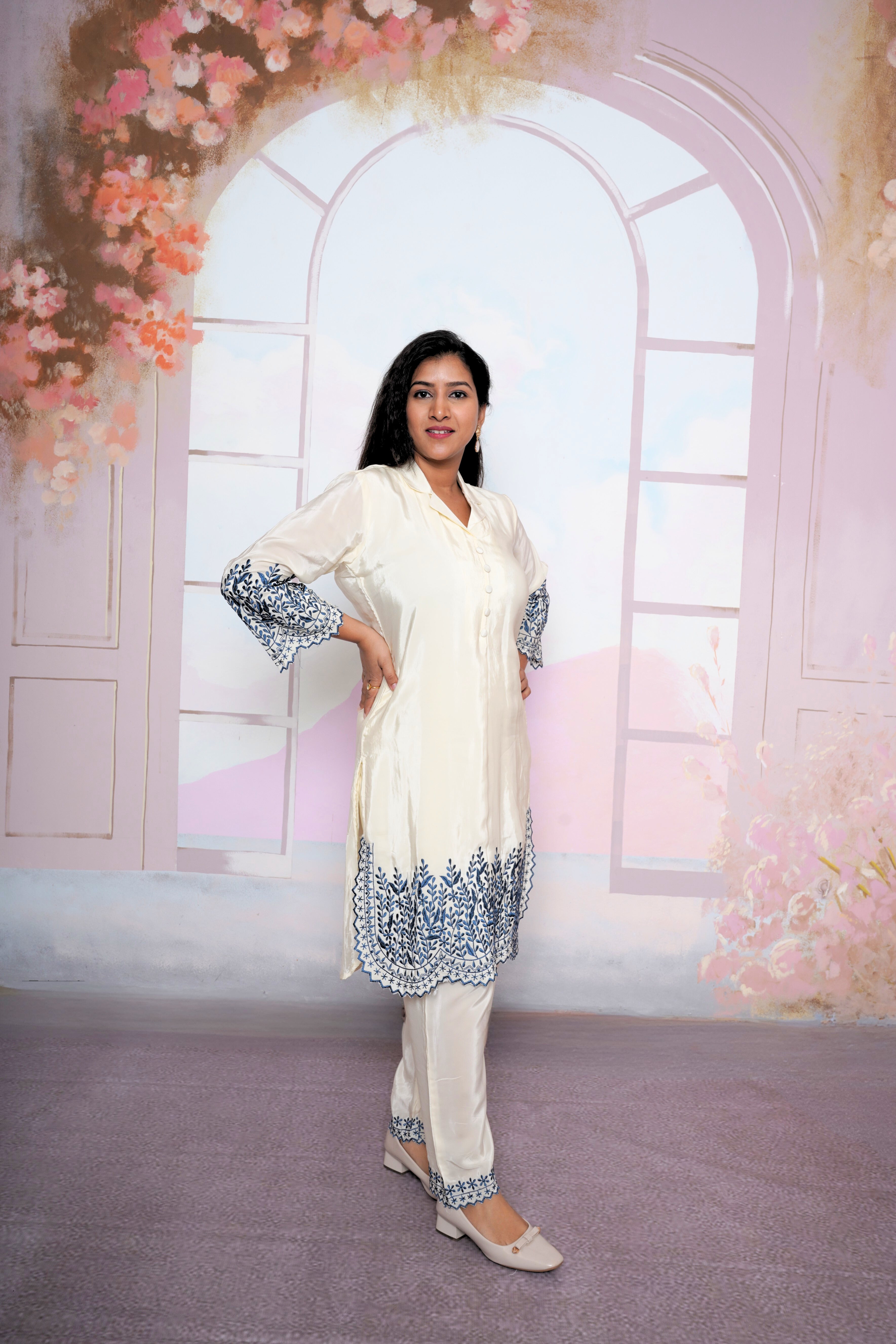 Embroidered White Pure Natural Crepe Kurta Set RAADVI