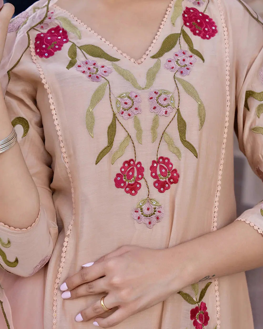 Premium Rose Pink Mul Chanderi Threadwork Suit RAADVI
