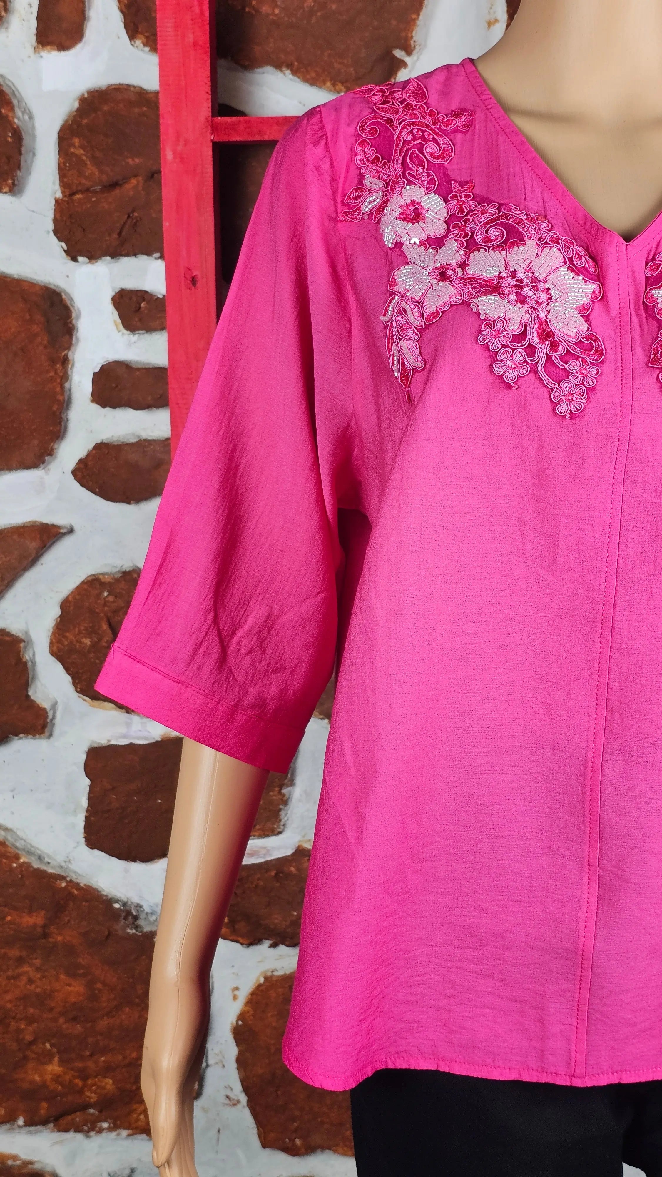 Pink Elegance V-Neck Threadwork Tunic RAADVI
