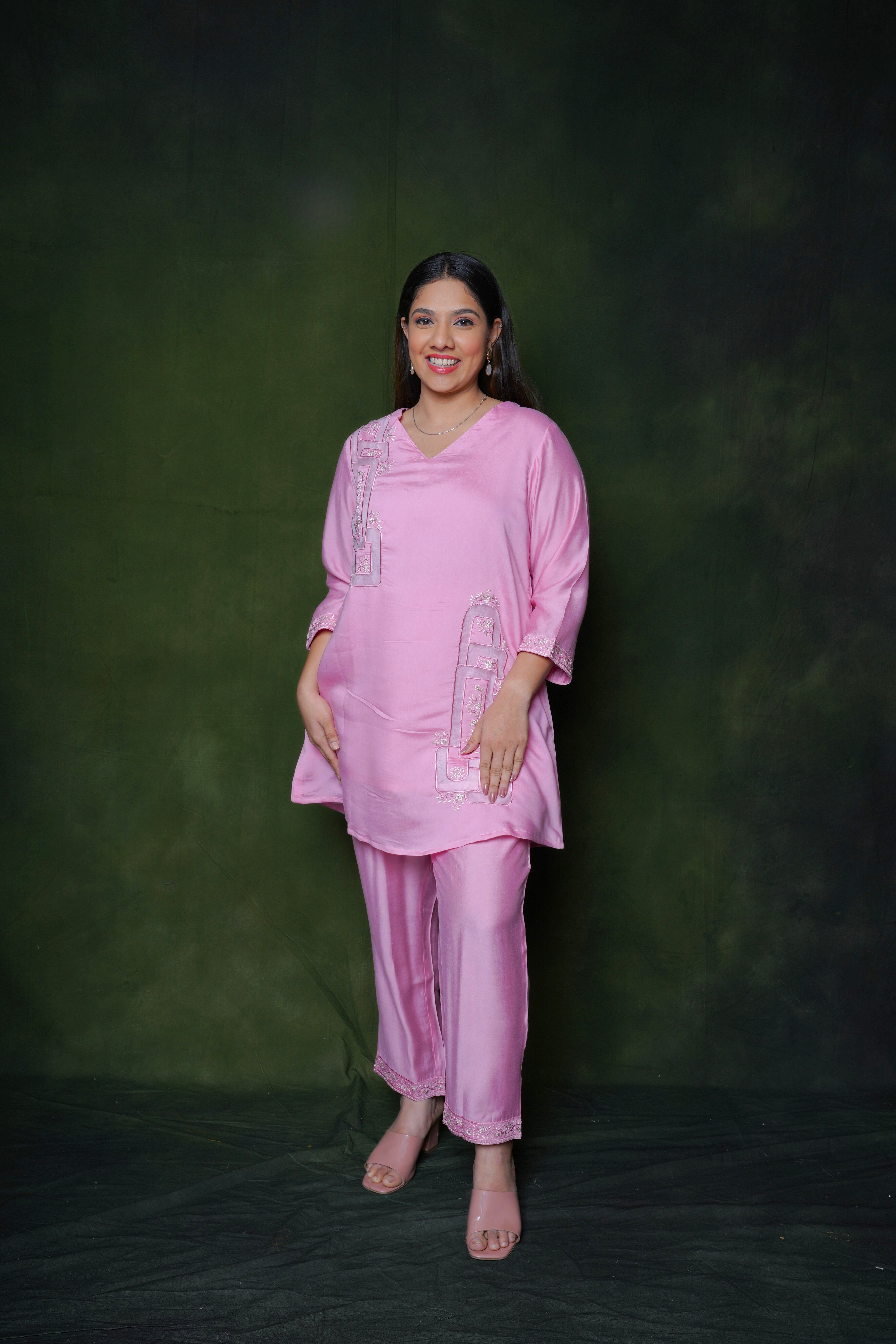 Elegant Pink Embroidered Kurta Set RAADVI