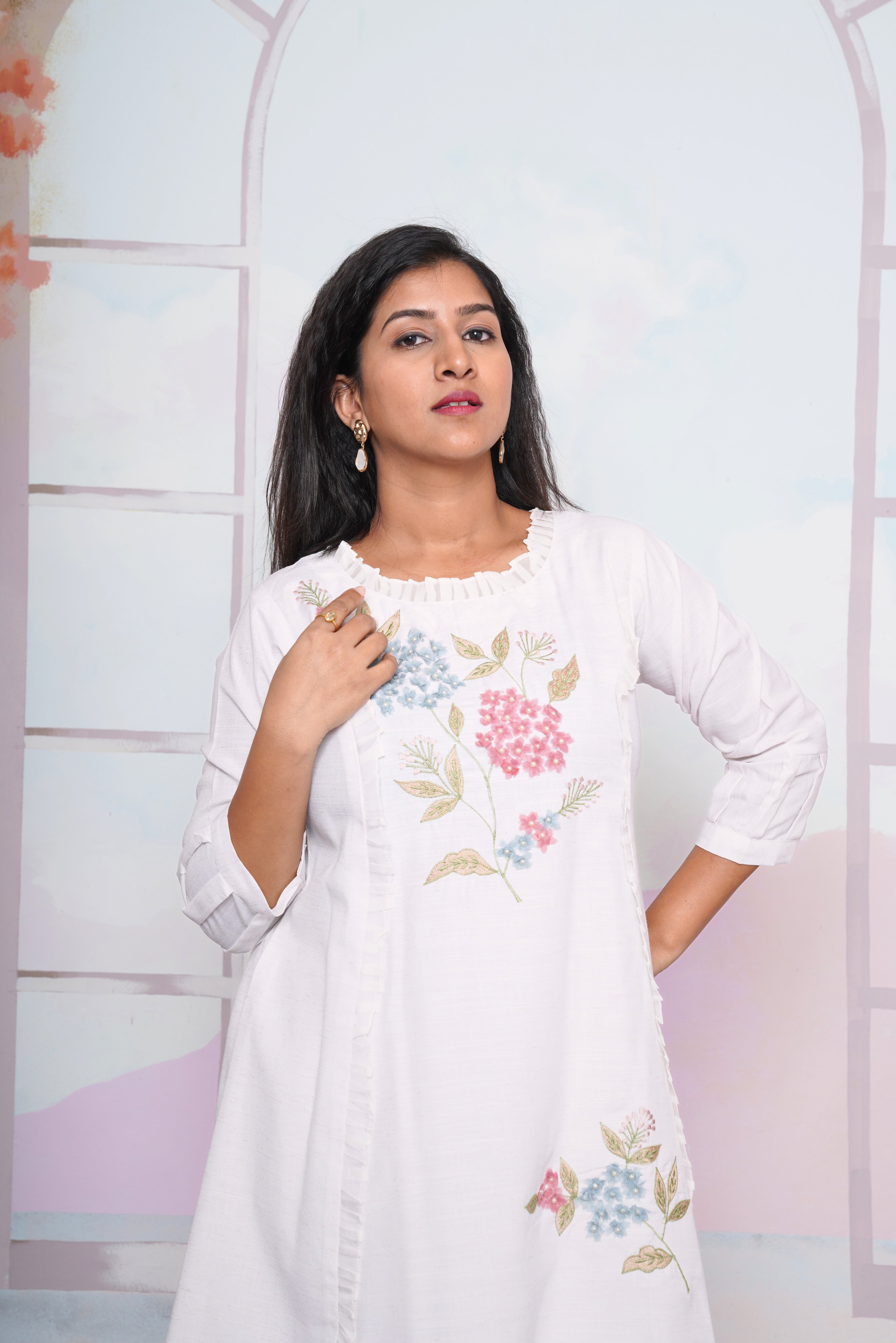 White Khadi Cotton Floral Embroidery Kurta Set RAADVI