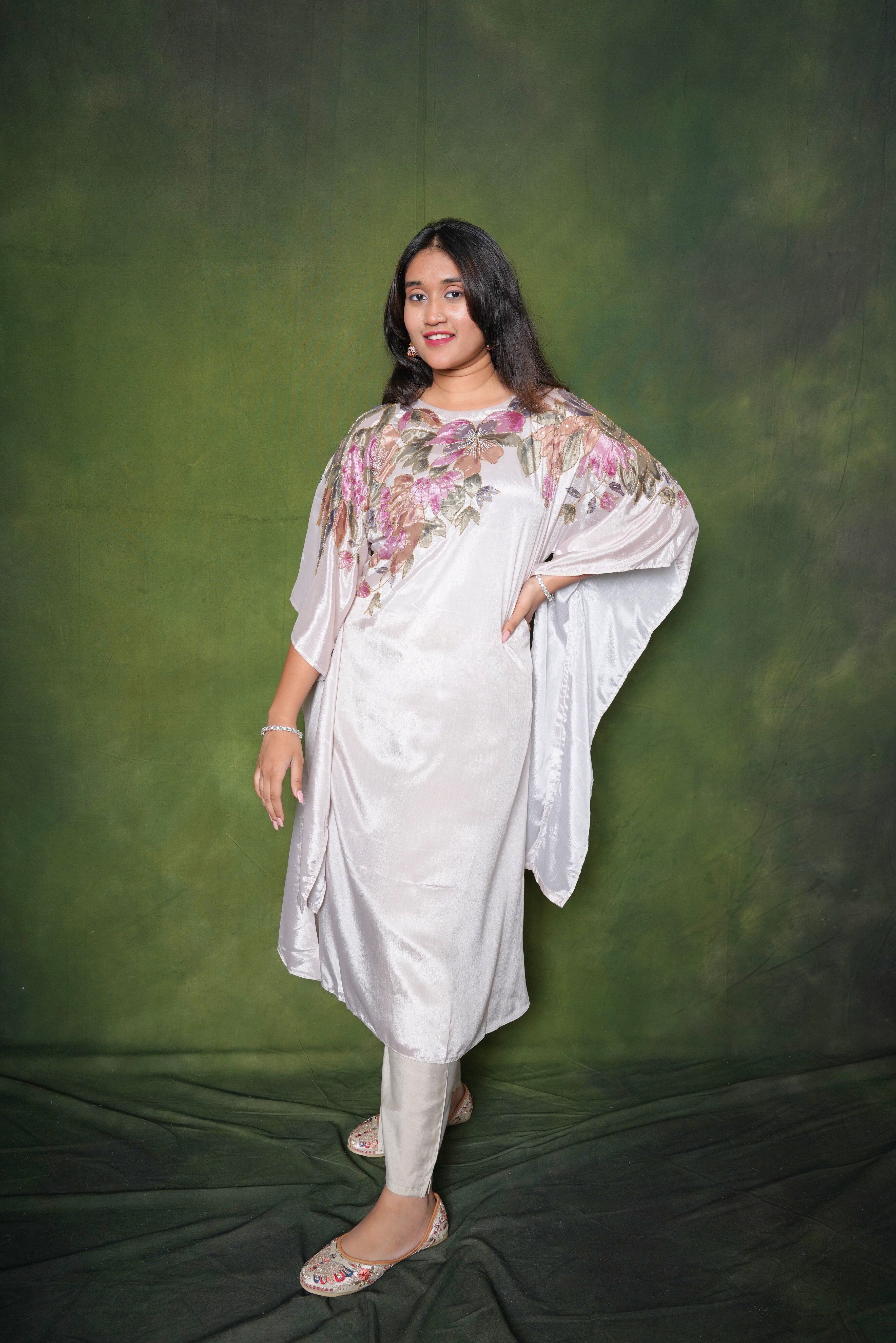 Floral Embellished Cream Crepe Kurta Set RAADVI