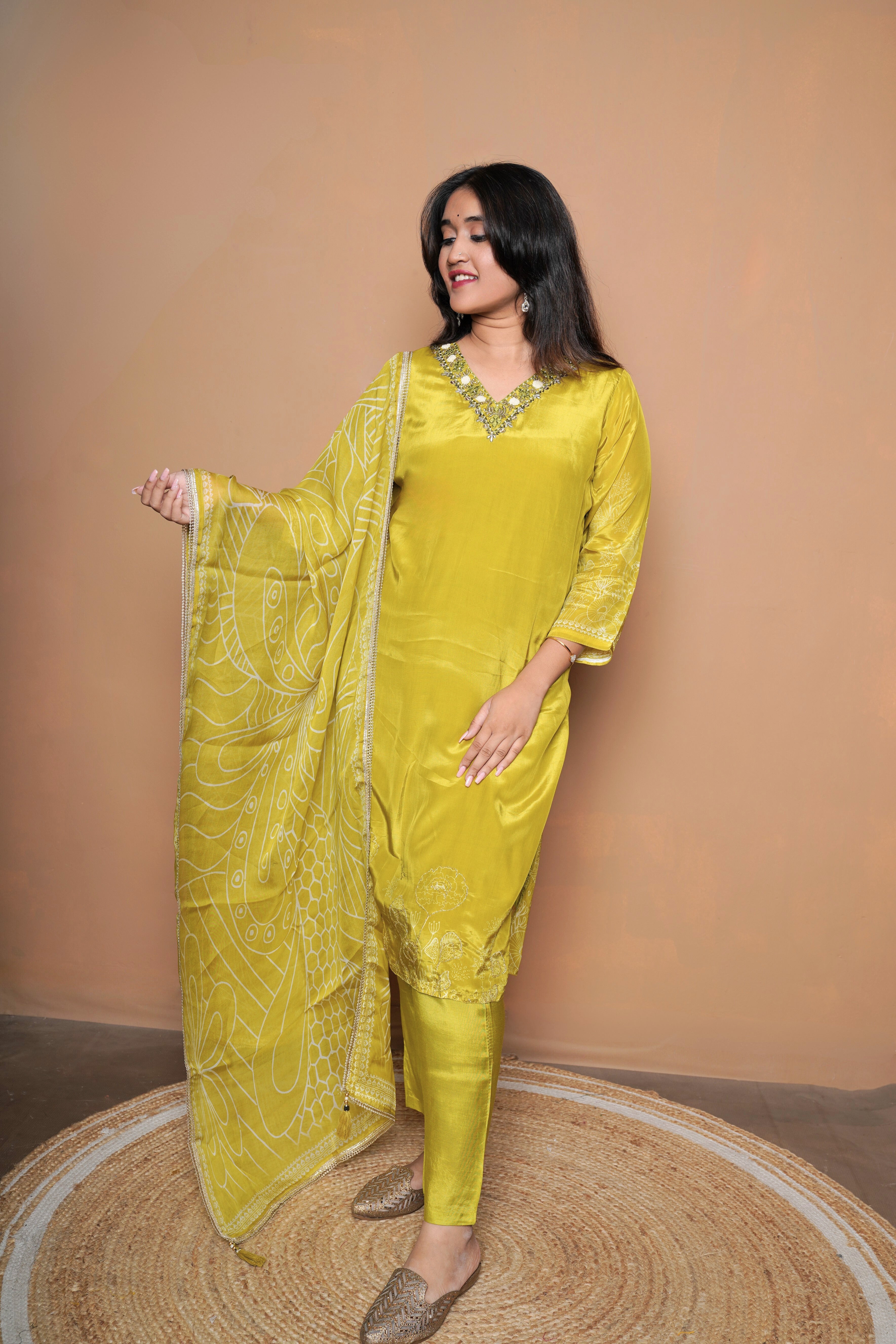 Green Natural Pure Crepe Suit Set RAADVI